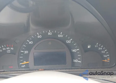 2002 Mercedes-Benz C 240 z USA, uszkodzony, nr VIN WDBRF61J22F265405